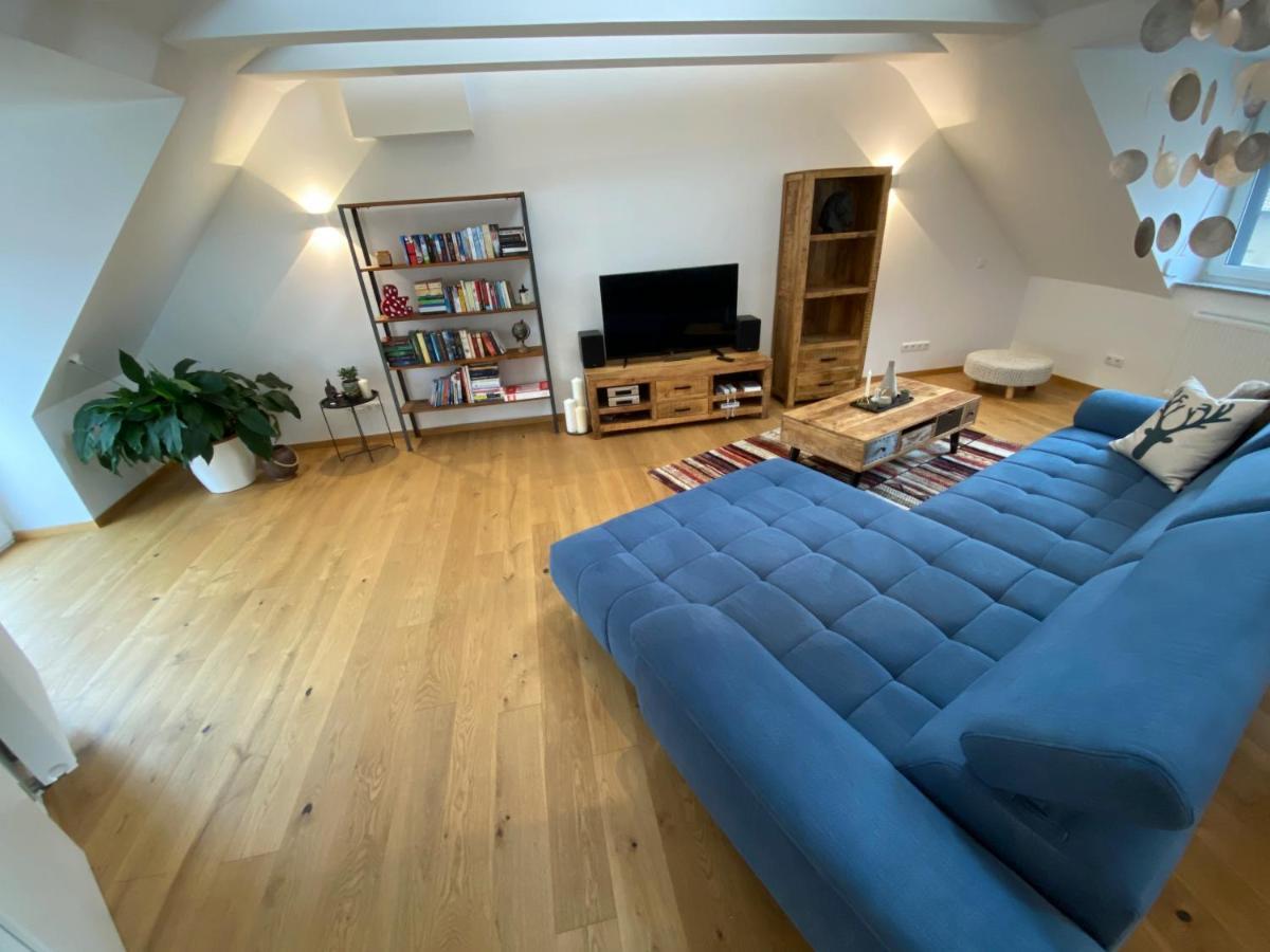 شقة Modernes Penthouse, Nahe Wuerzburg المظهر الخارجي الصورة